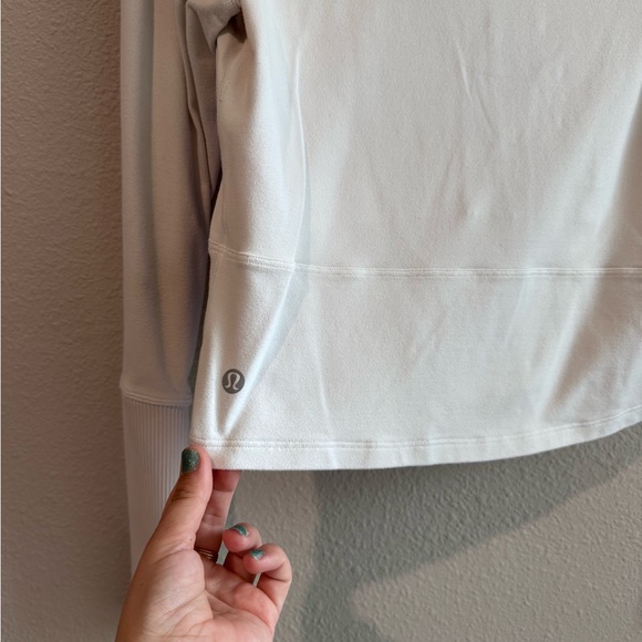 Lululemon Athletica White Fitted Crop Top with Mandarin Collar - Picture 5 of 5